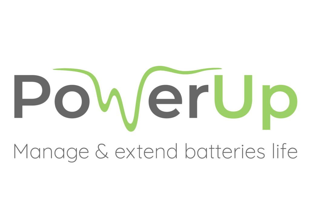 Logo Powerup vert et gris inspiré de la technologie de l'entreprise